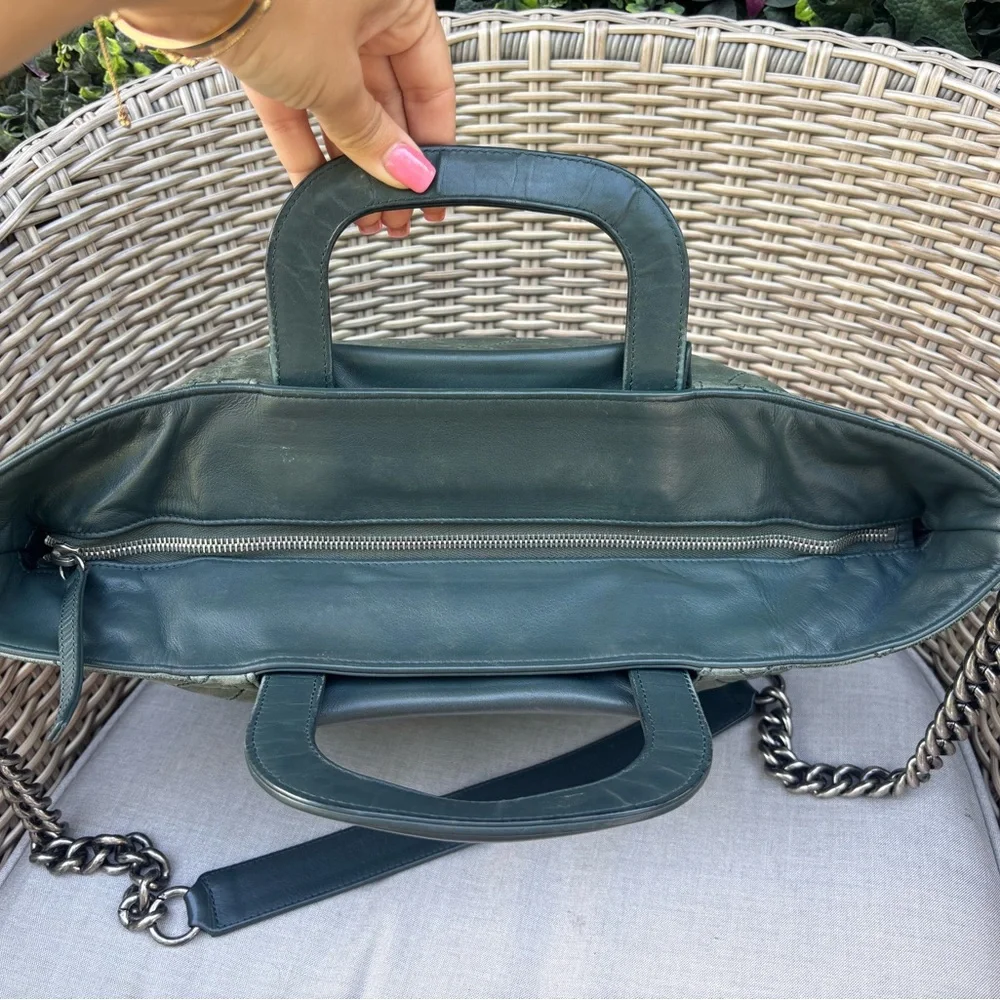 Authentic CHANEL in the mix iridescent khaki green tote 2011 winter collection